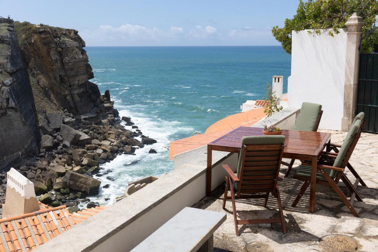 Um Lugar Ao Sol Beach House Azenhas Do Mar Sintra Exterior photo