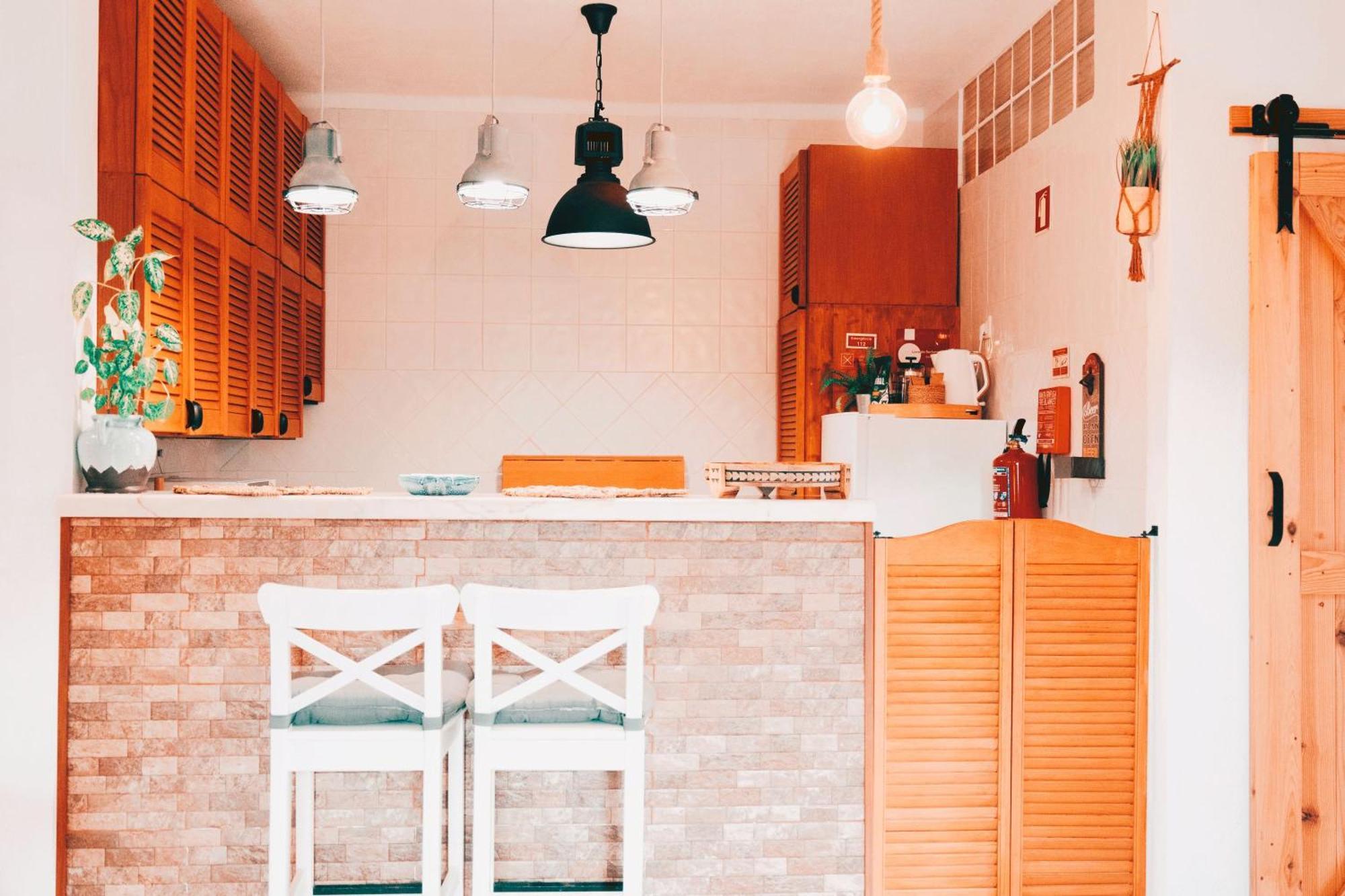 Um Lugar Ao Sol Beach House Azenhas Do Mar Sintra Exterior photo