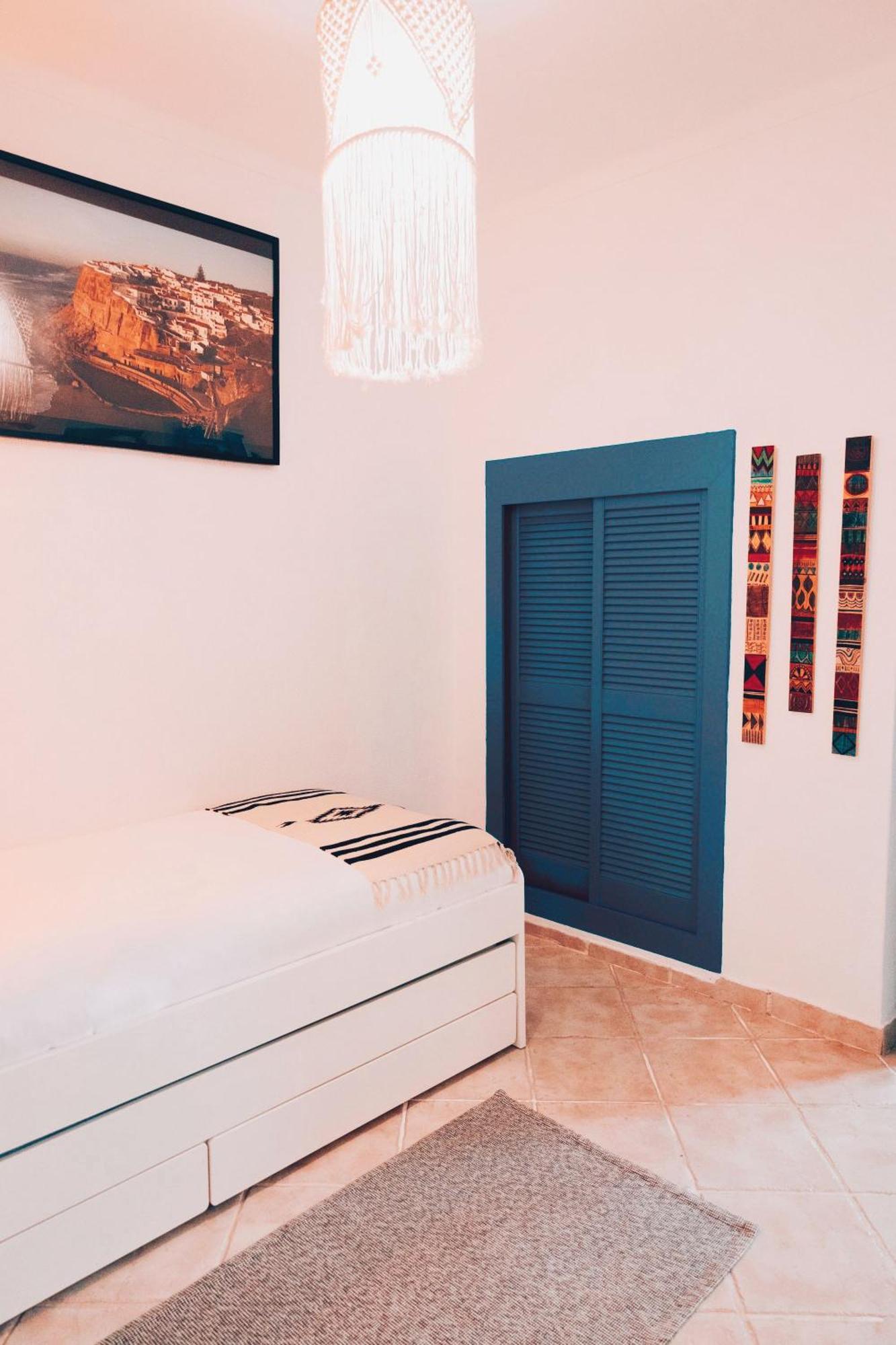 Um Lugar Ao Sol Beach House Azenhas Do Mar Sintra Exterior photo
